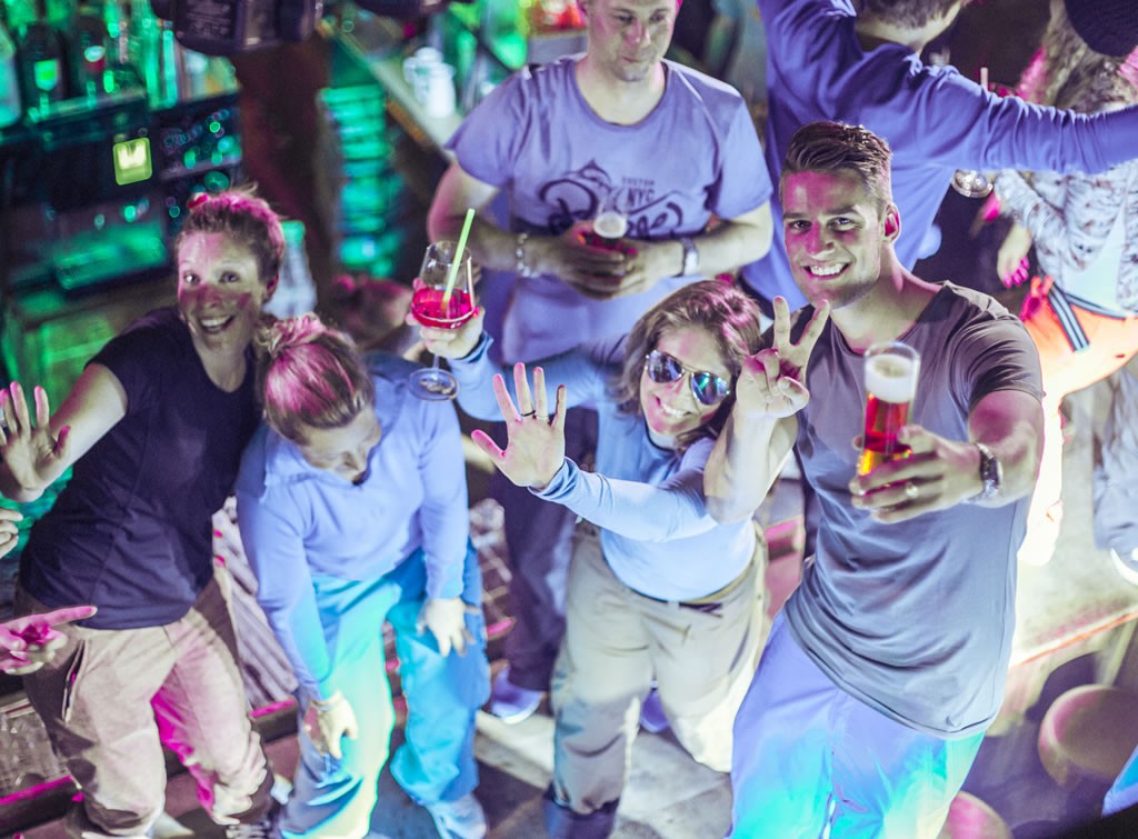 Sonnenterrasse neben der Piste im Dampfkessel