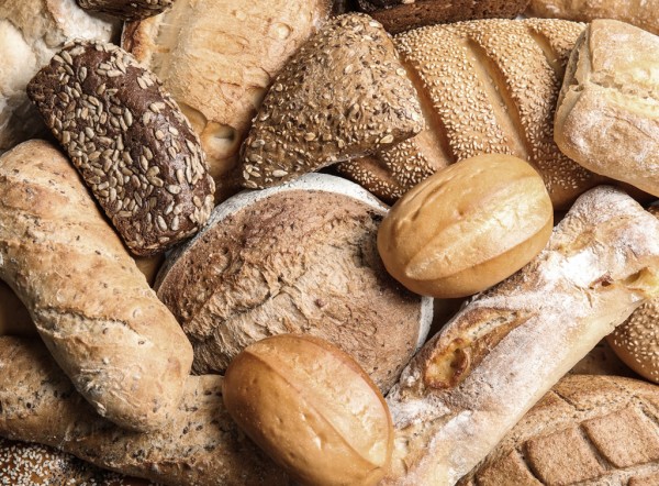 Frische Brötchen gegen Aufpreis